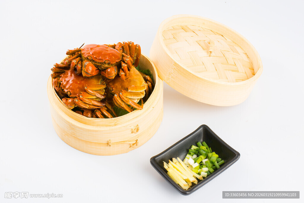 竹笼蒸蟹配小菜