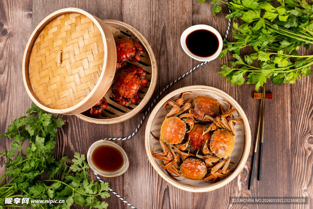 鲜香大闸蟹配茶饮与绿植