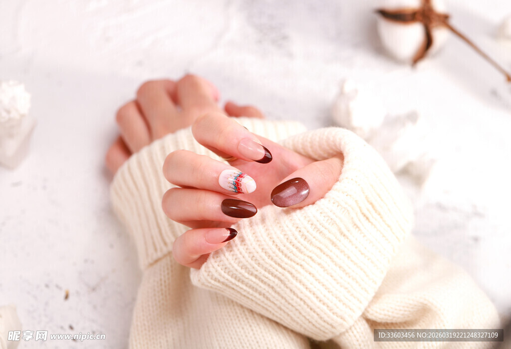 冬日暖手美甲特写