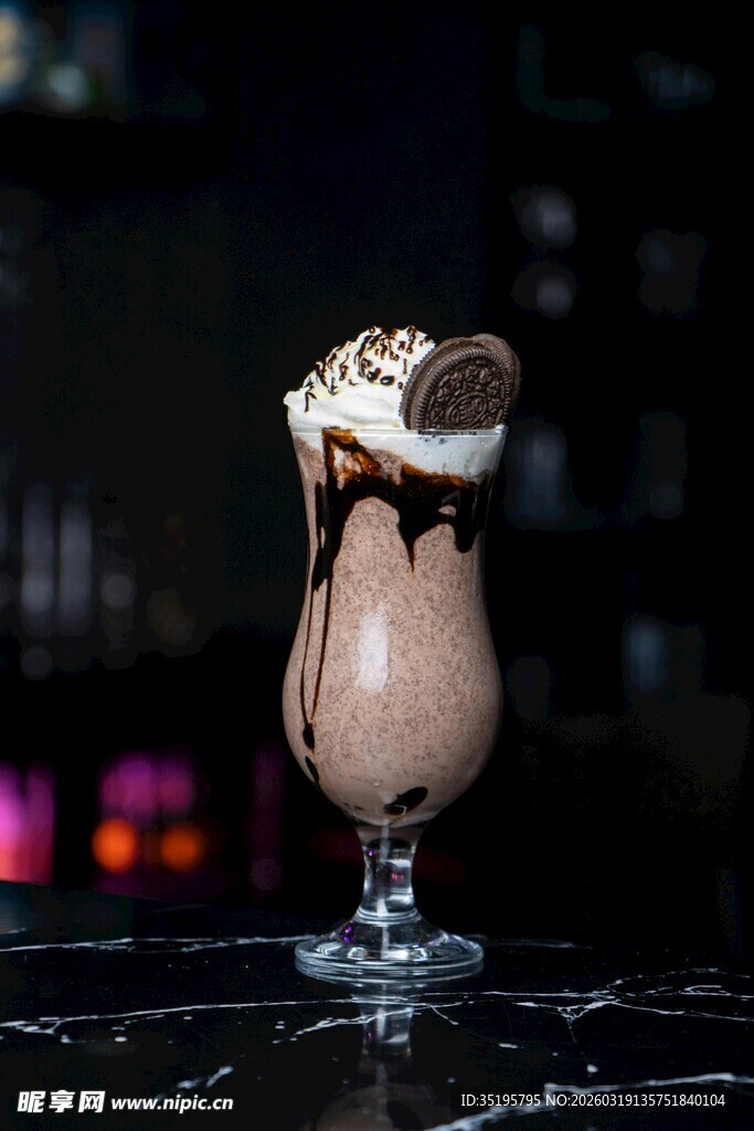 巧克力奥利奥奶昔饮品