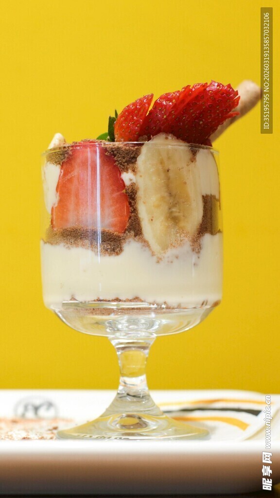 水果酸奶杯美味又健康