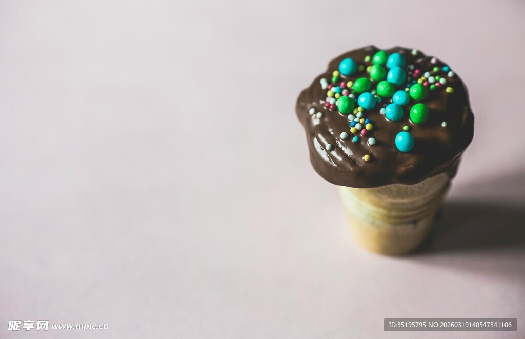 迷你巧克力冰淇淋甜筒