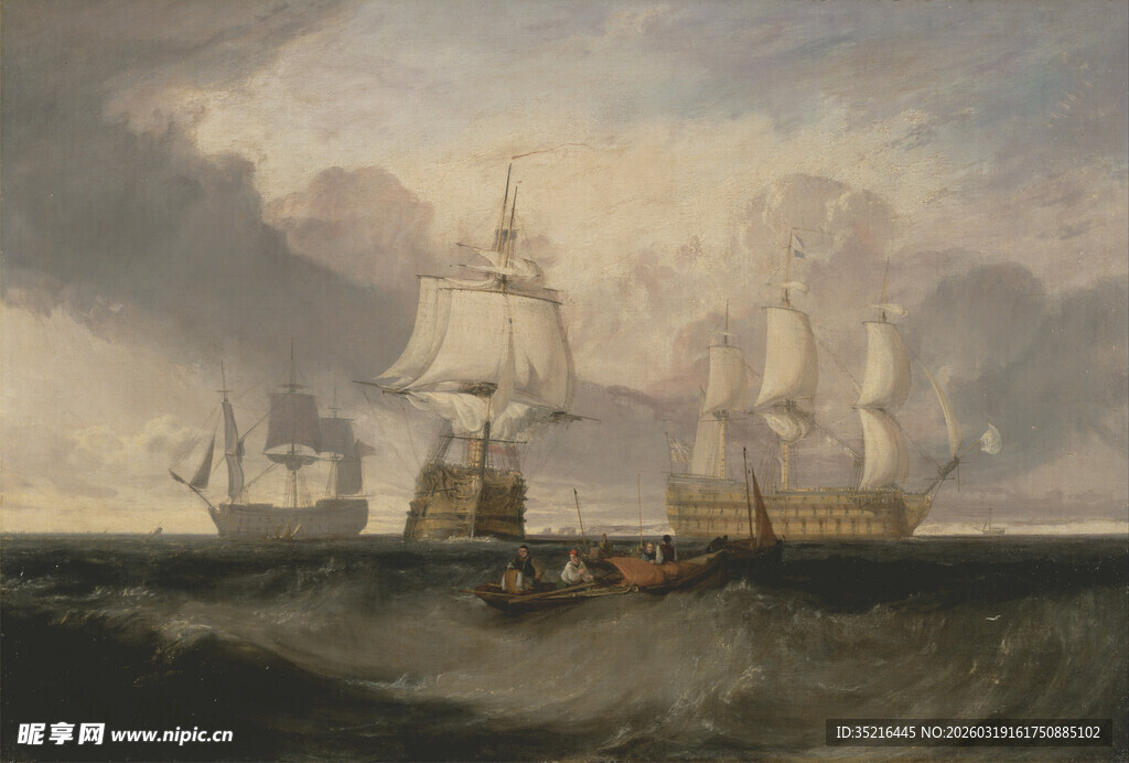 海上帆船在风浪中航行