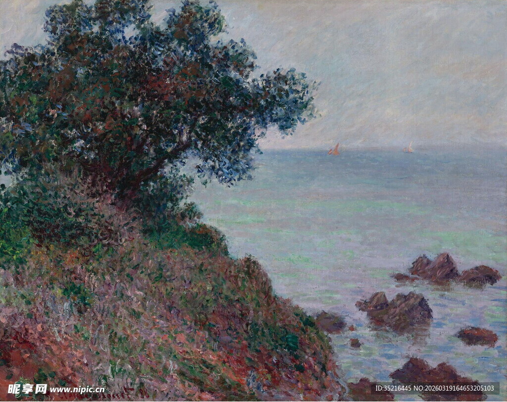 海边崖岸旁的繁茂绿树