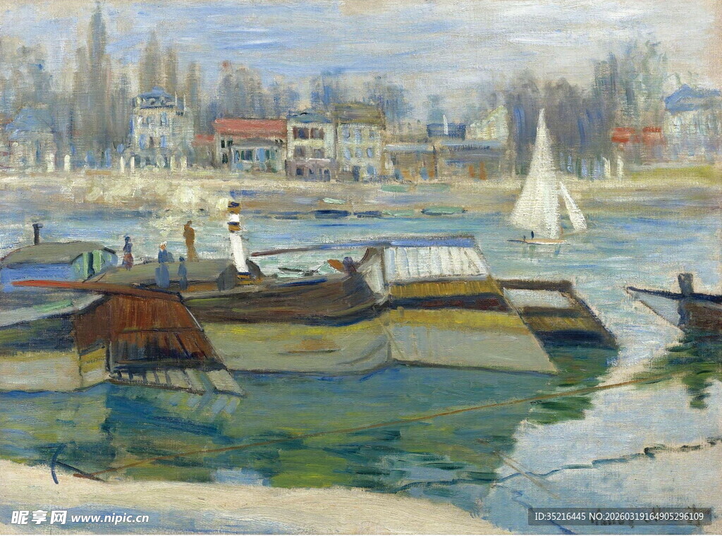 河畔停泊船只的美丽景致