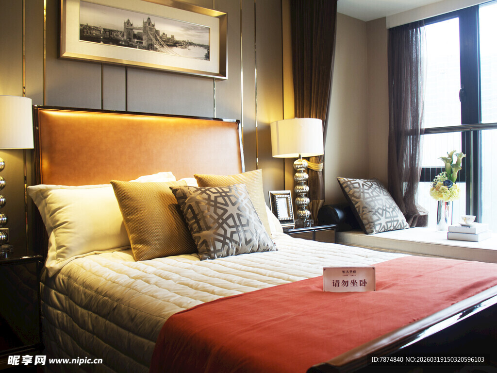 温馨雅致的卧室室内场景