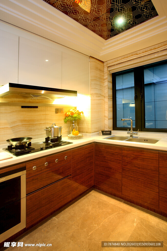 现代简约风格开放式厨房