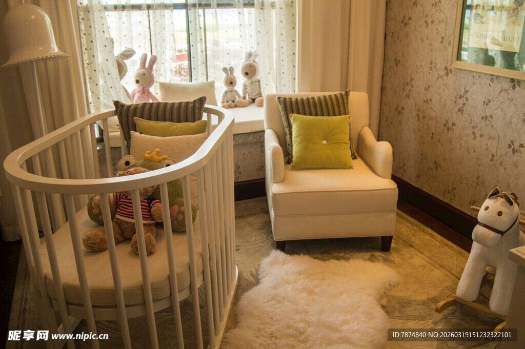 温馨婴儿房布置展示