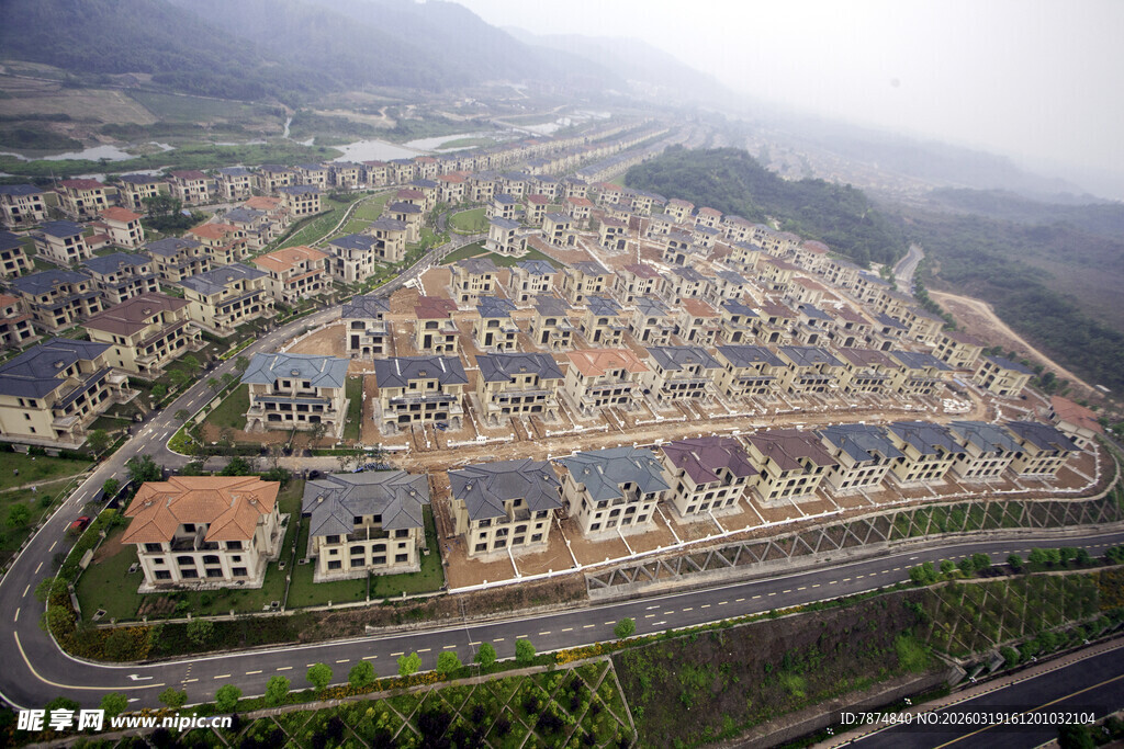 俯瞰整齐排列的住宅小区