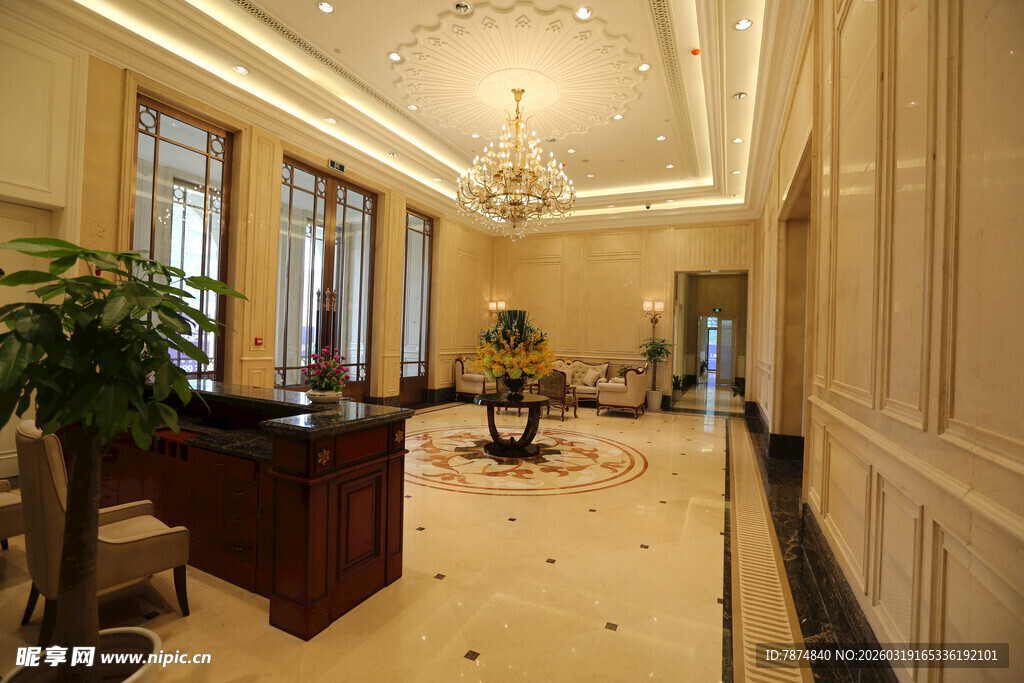 豪华宽敞的办公大厅空间