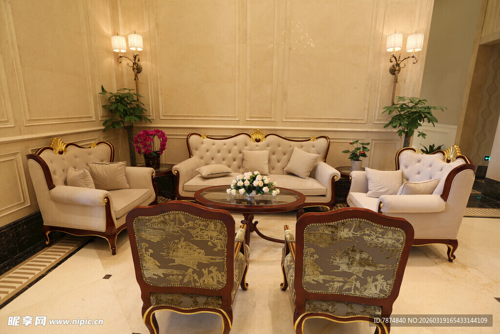 豪华客厅沙发组合布置