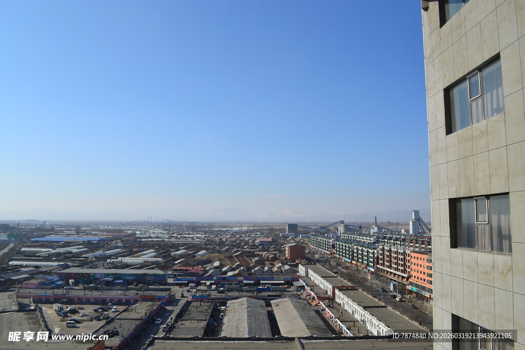 高楼俯瞰城市景观