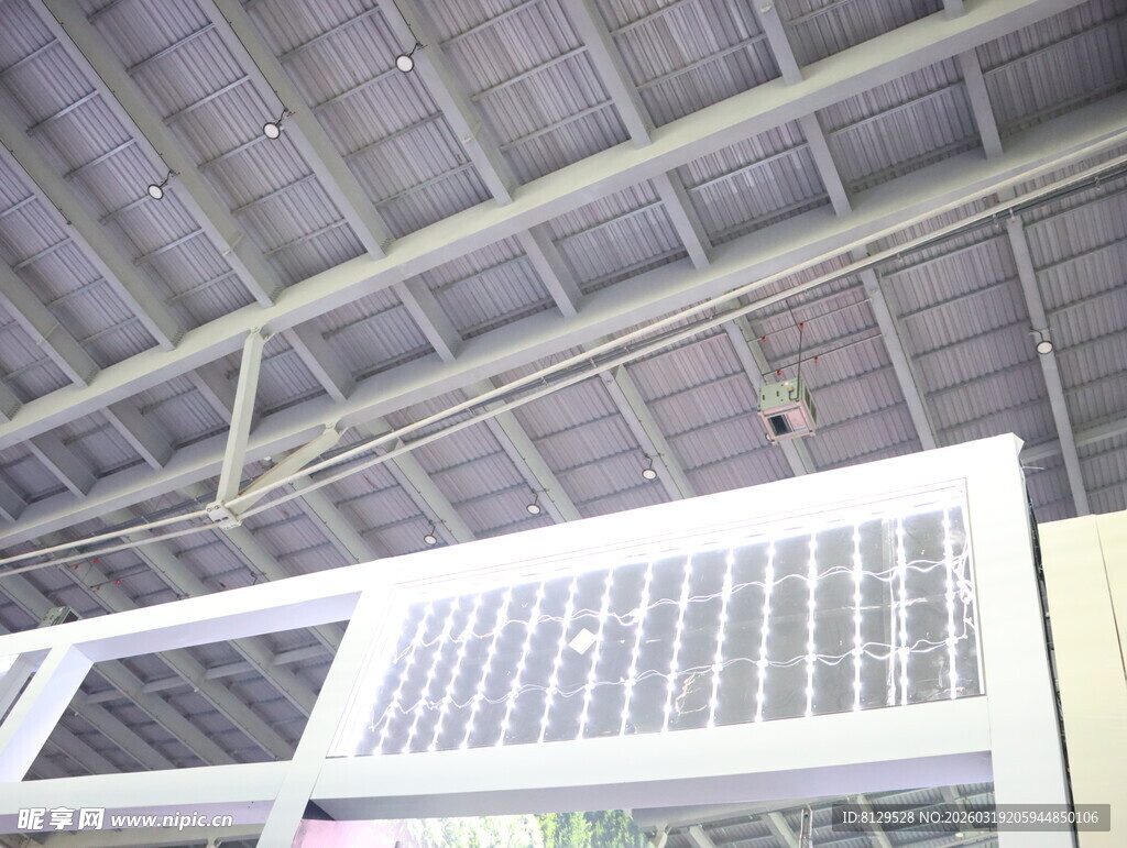 工业厂房内的通风设备