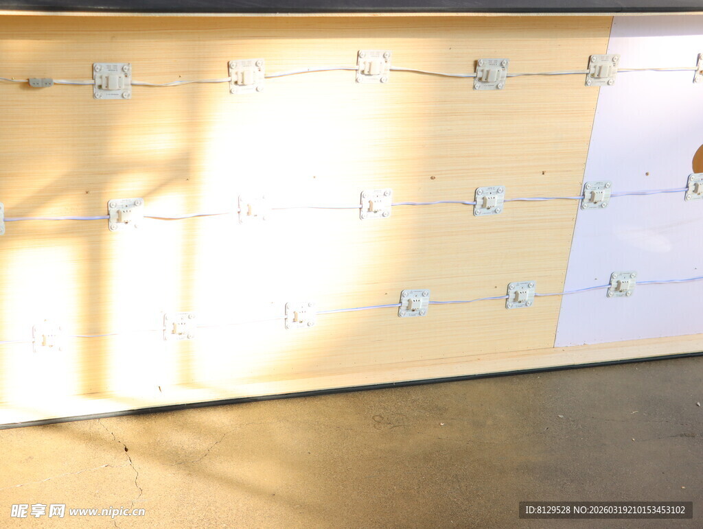 室内墙面保温材料铺设