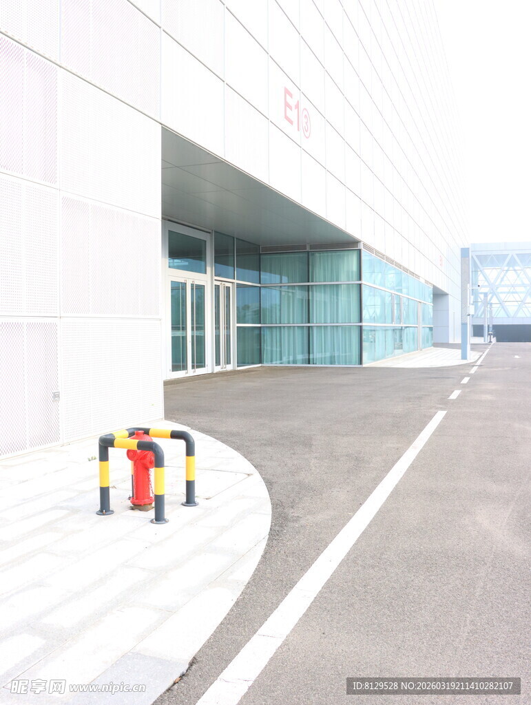 户外儿童游乐设施场景