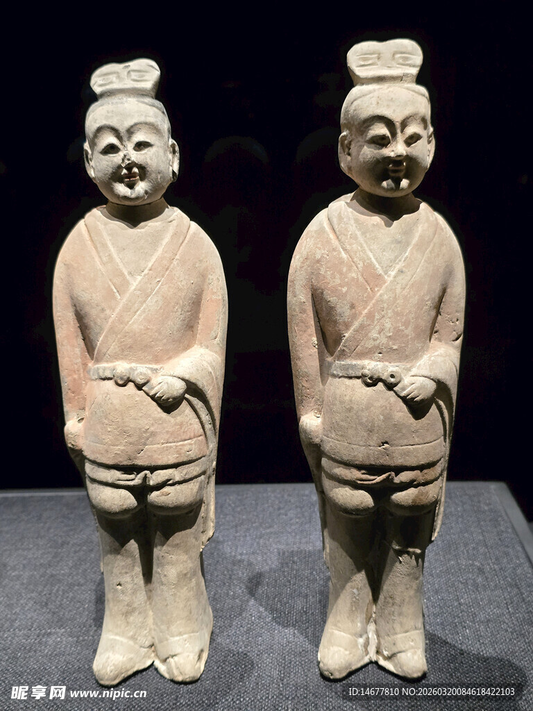 徐显秀墓文吏俑