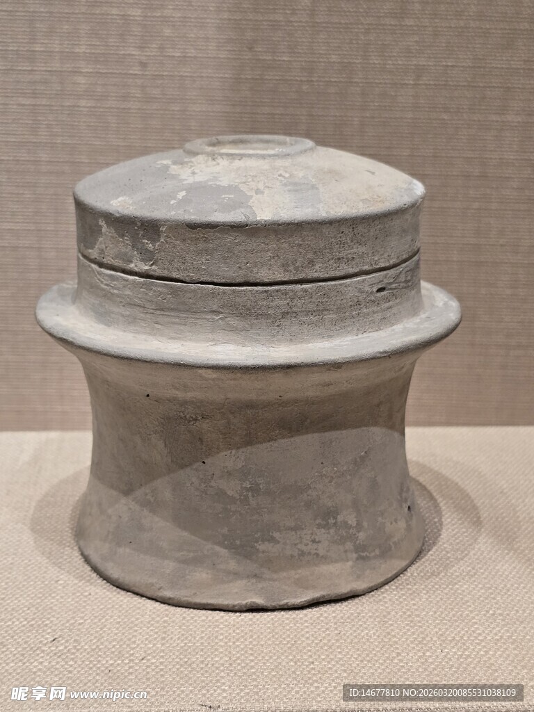 娄睿墓彩绘陶磨