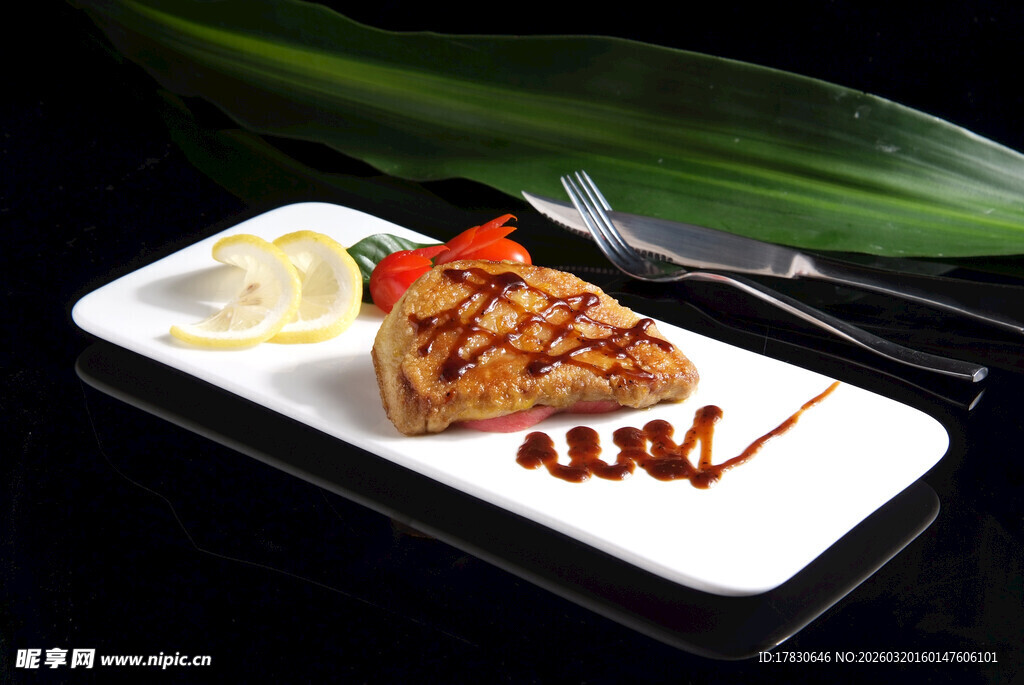 美味牛排摆盘精致