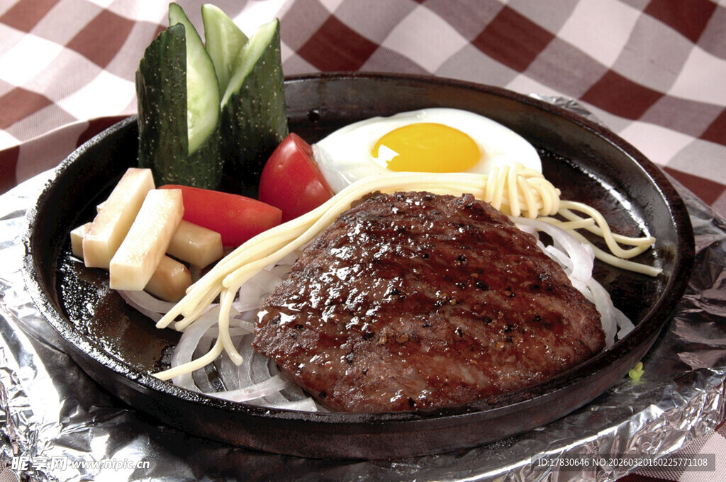 日式牛肉饭套餐美食特写