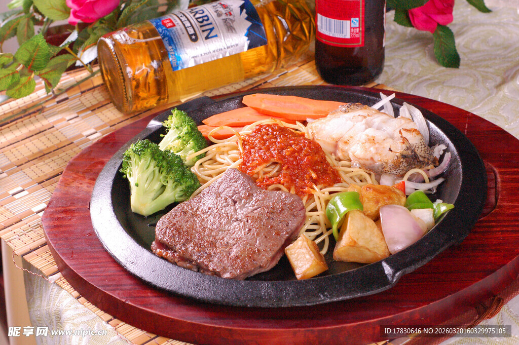 美味牛排套餐丰富食材