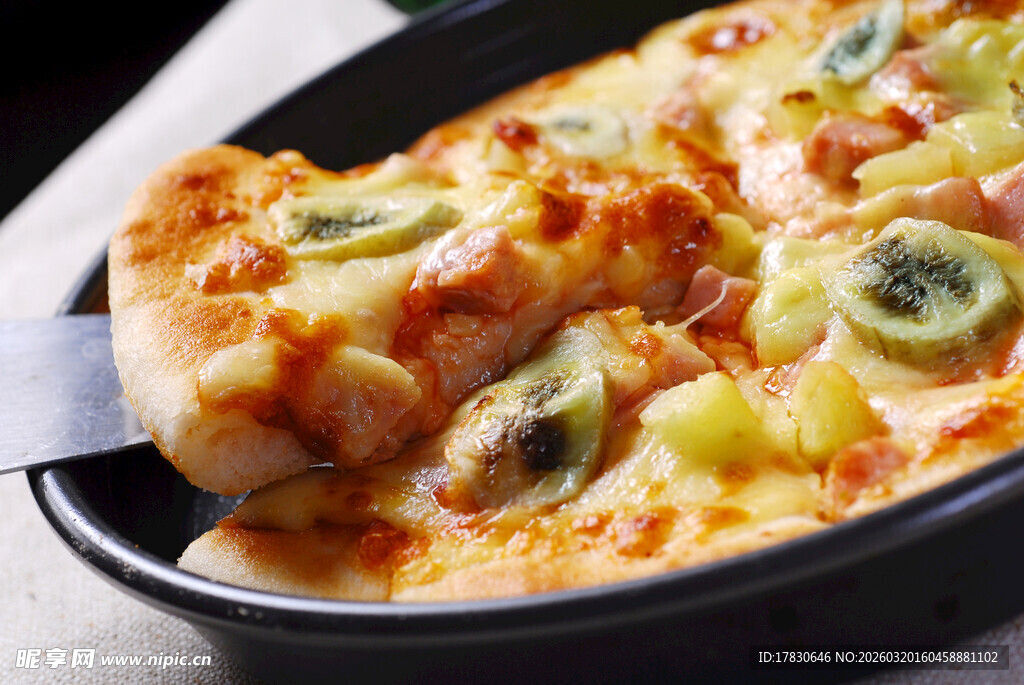 美味菠萝虾仁披萨