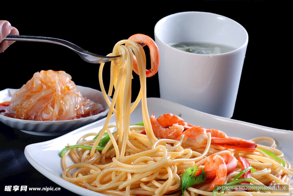 美味海鲜意面诱人呈现