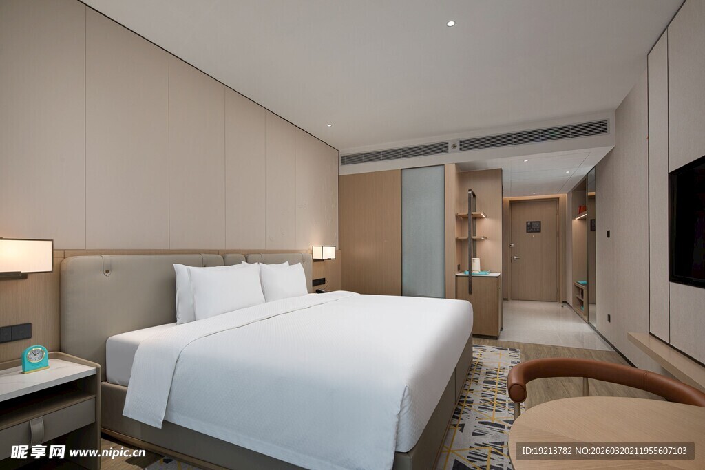 现代简约风格的舒适卧室