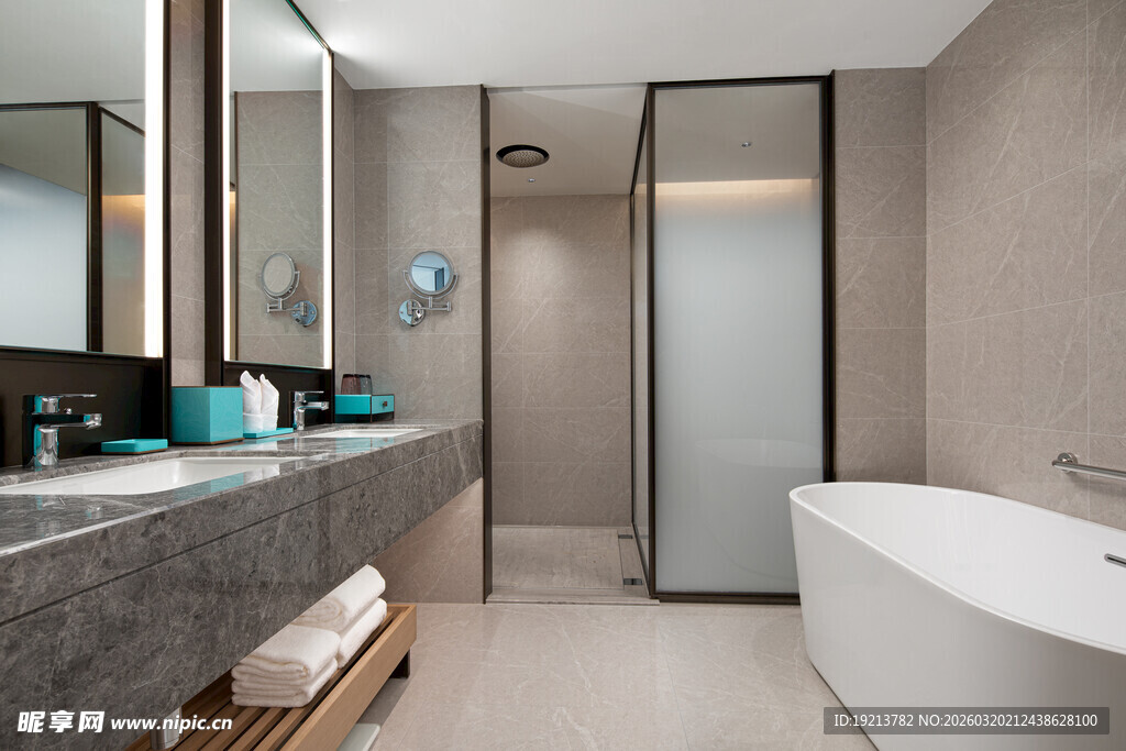 现代简约风浴室空间