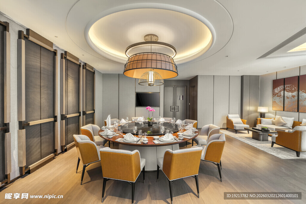 豪华中式风格餐厅包间