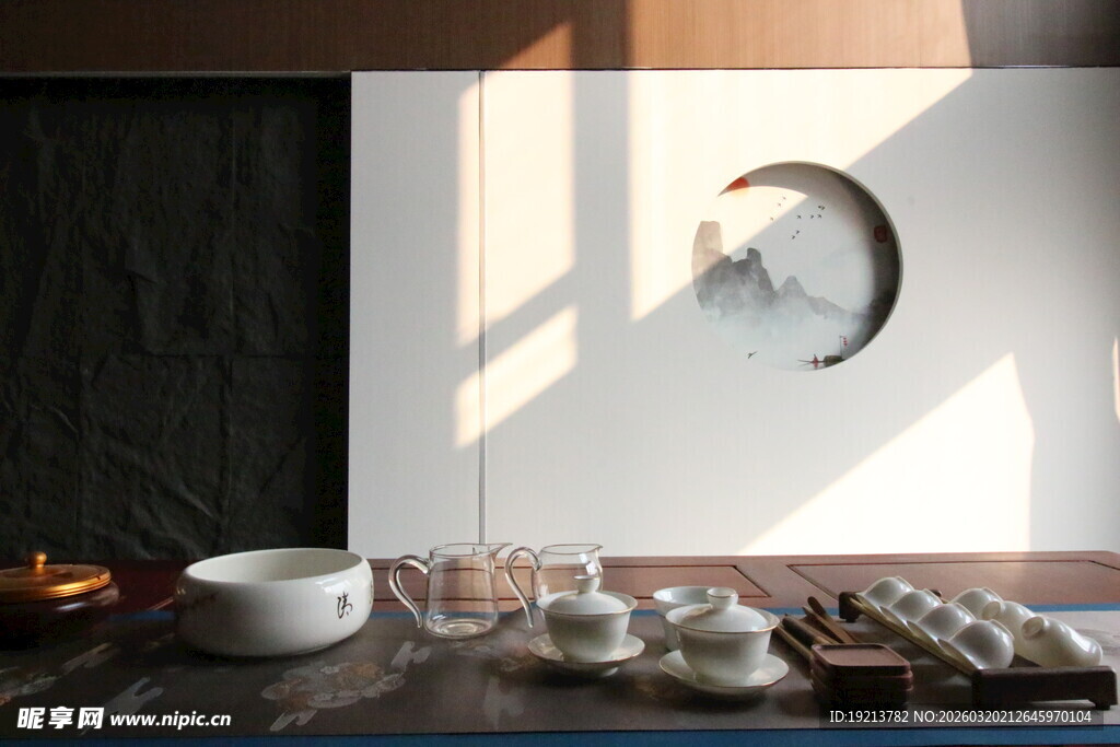 中式茶室雅致茶具陈设