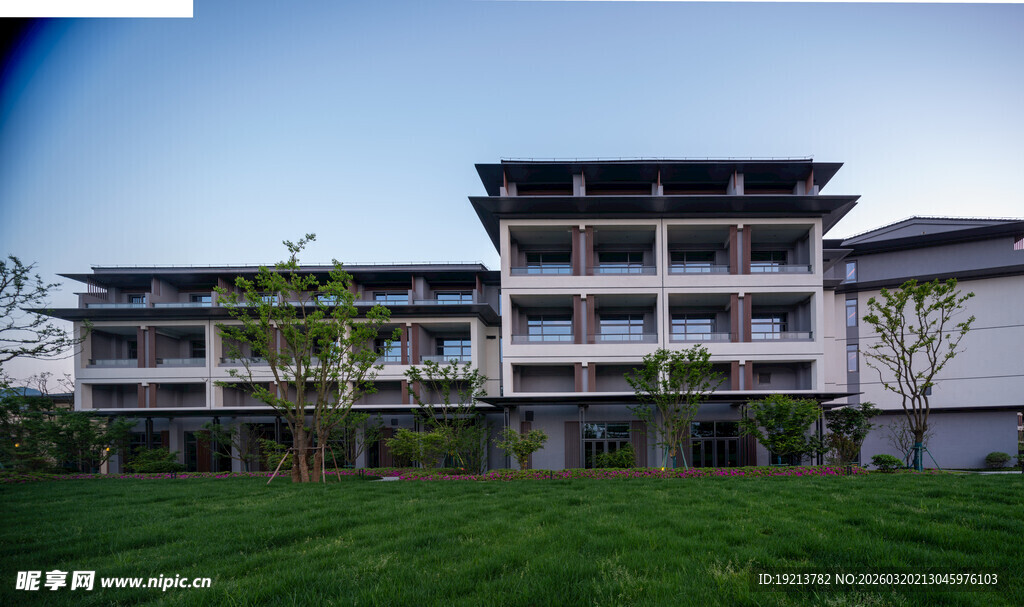 中式风格校园建筑景观