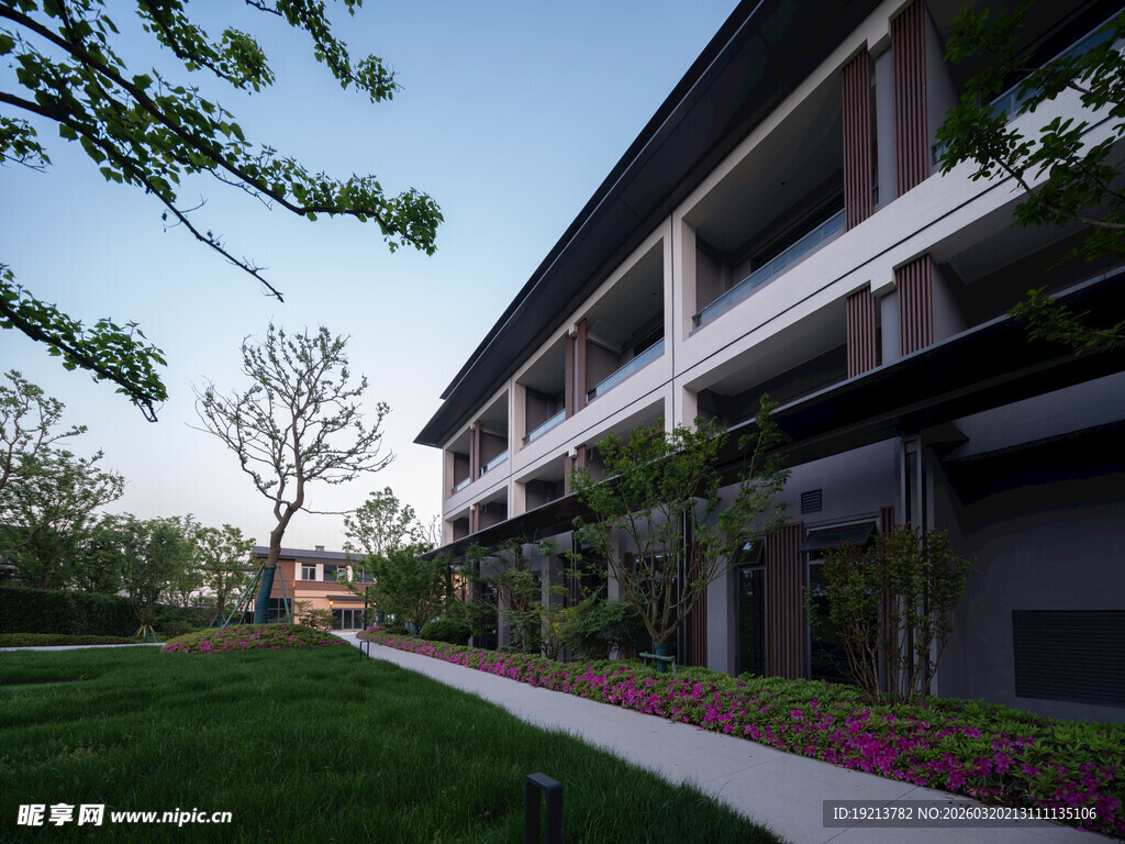 现代优雅庭院式建筑景观