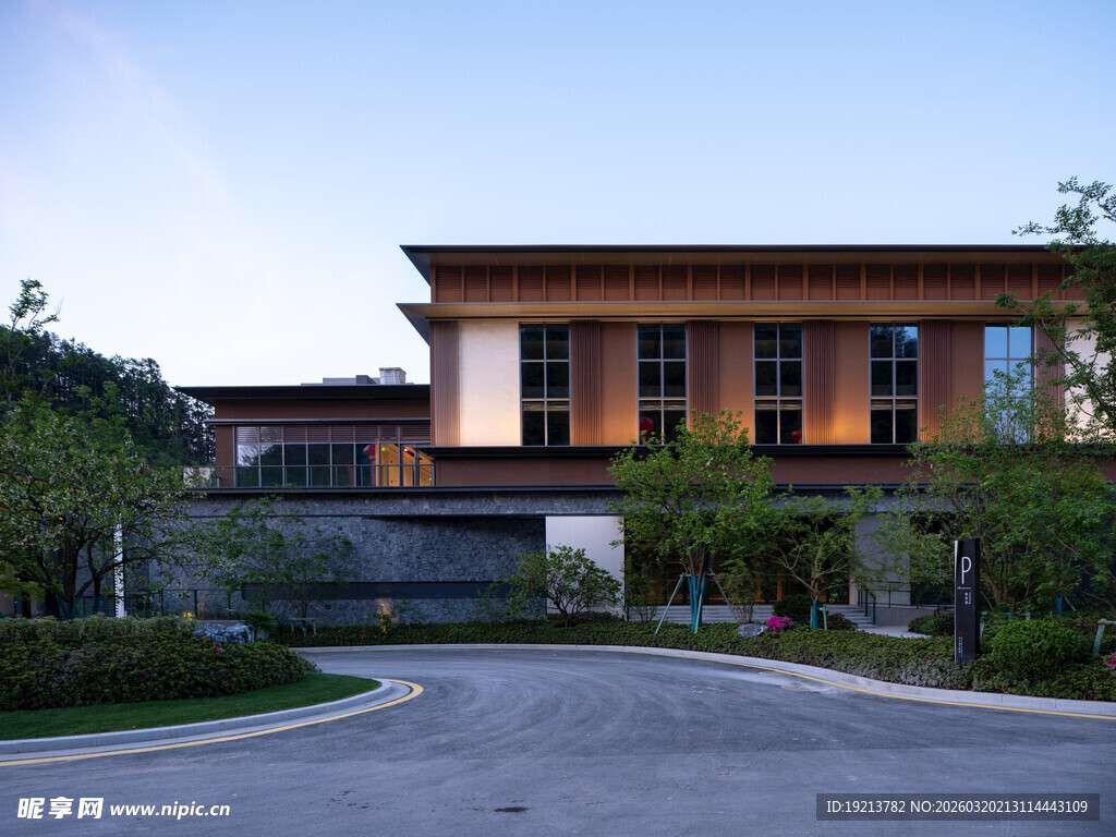 现代风格精美别墅外观