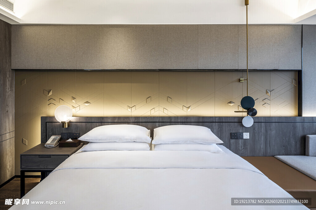 现代简约风格的舒适卧室