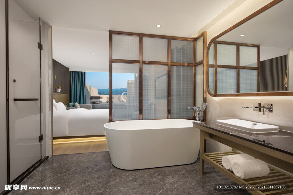 现代简约风豪华浴室空间