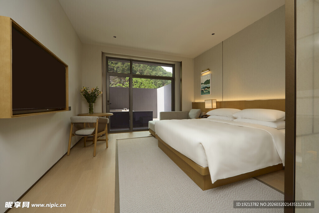 现代简约风温馨卧室空间