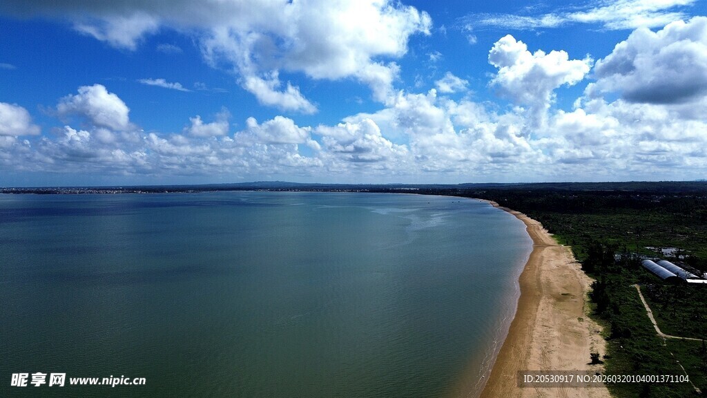 海南光村镇银滩风光