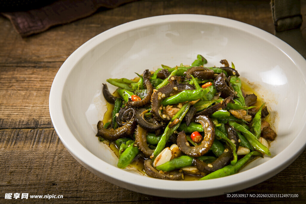 餐饮美食青椒炒海参