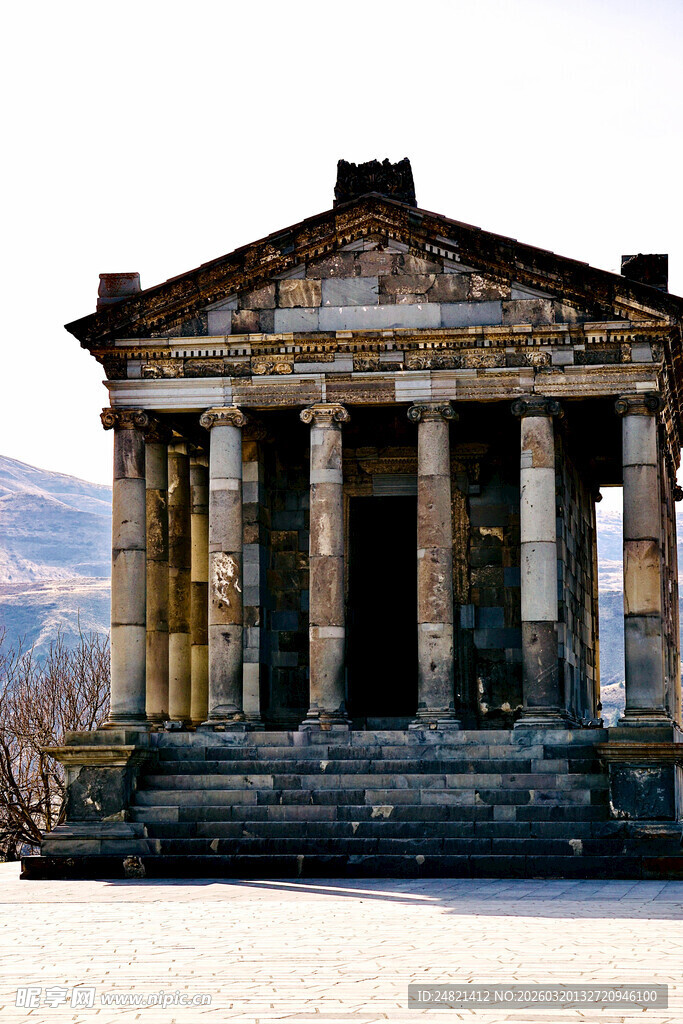 古老希腊风格神庙建筑