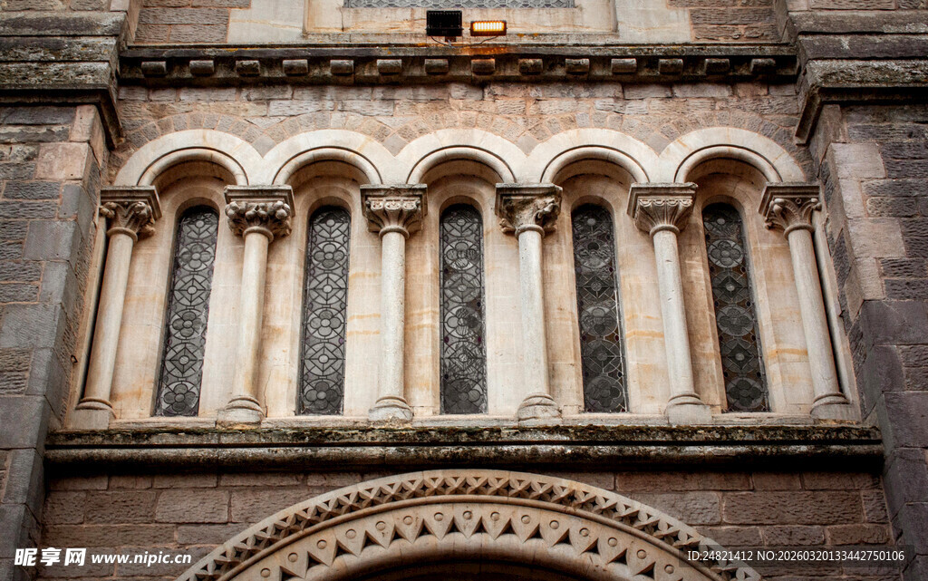 古老建筑的精美立面细节