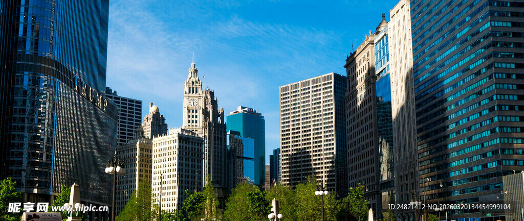 都市高楼林立的壮丽景观