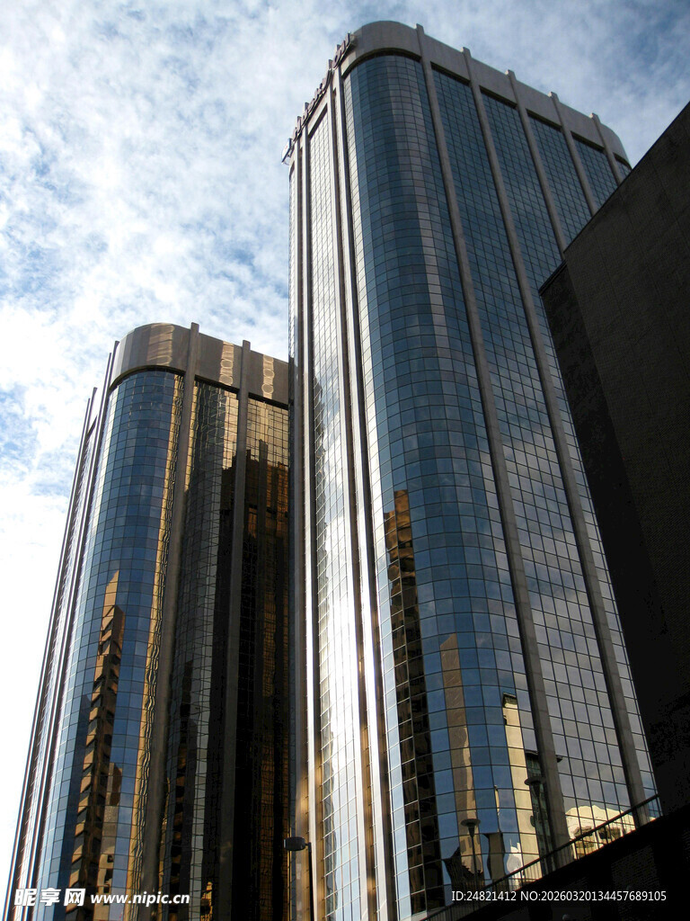 现代摩天大楼外观风采