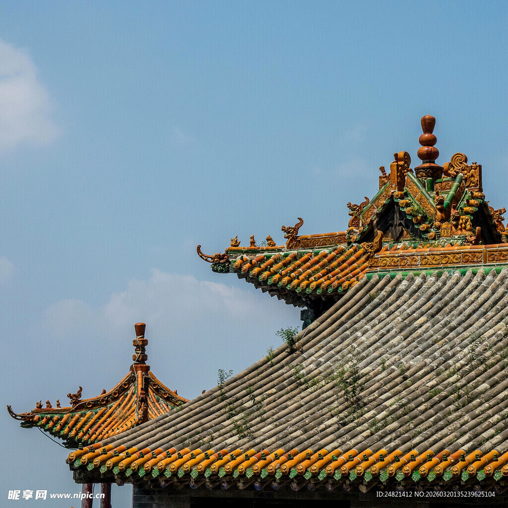 中式古建筑屋顶特写
