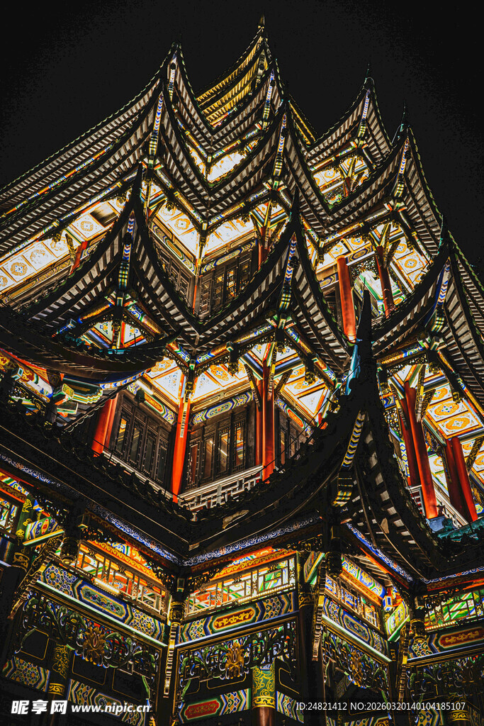 中式古建筑屋檐精美结构