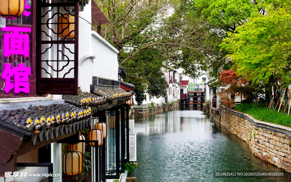 江南水乡小巷河道美景