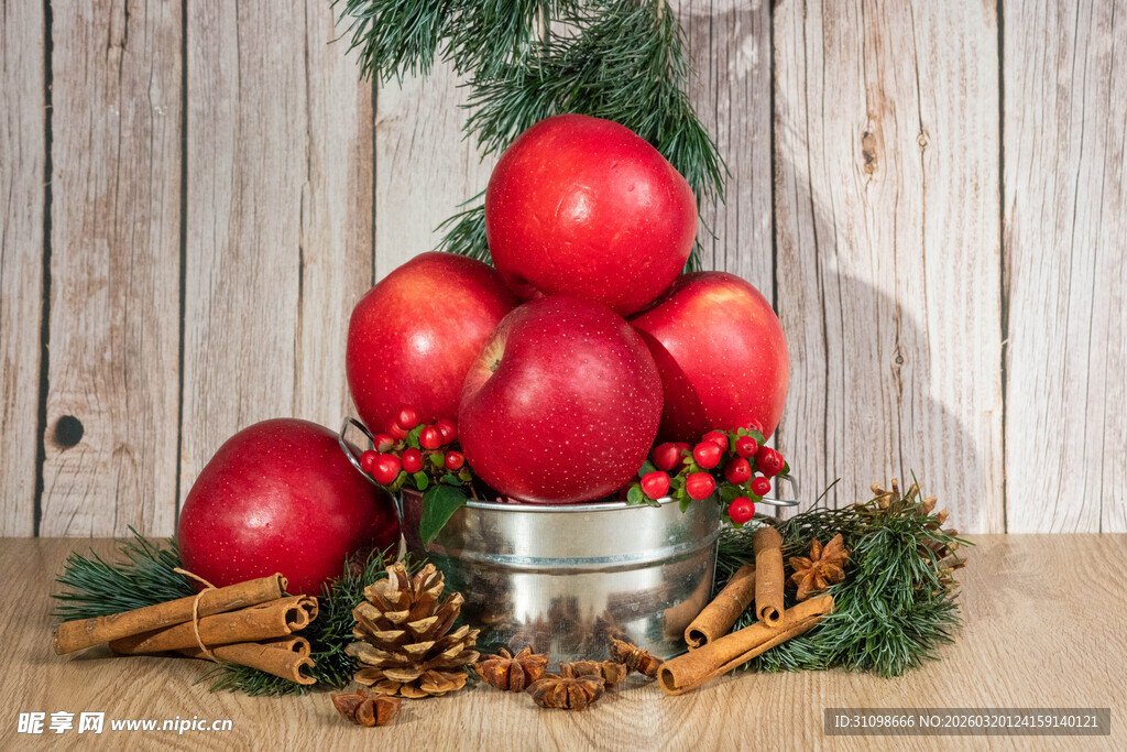 圣诞红苹果装饰摆件