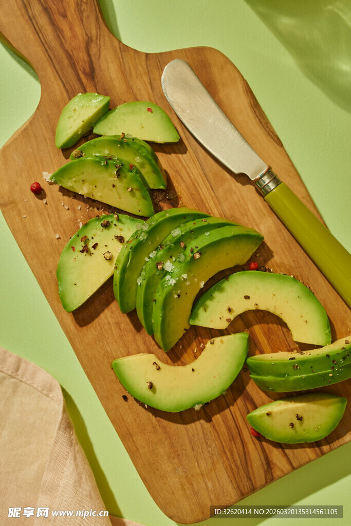 切片牛油果