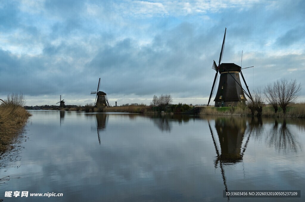 荷兰风车水乡景观