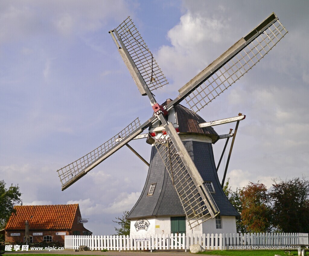 荷兰乡村风车景观