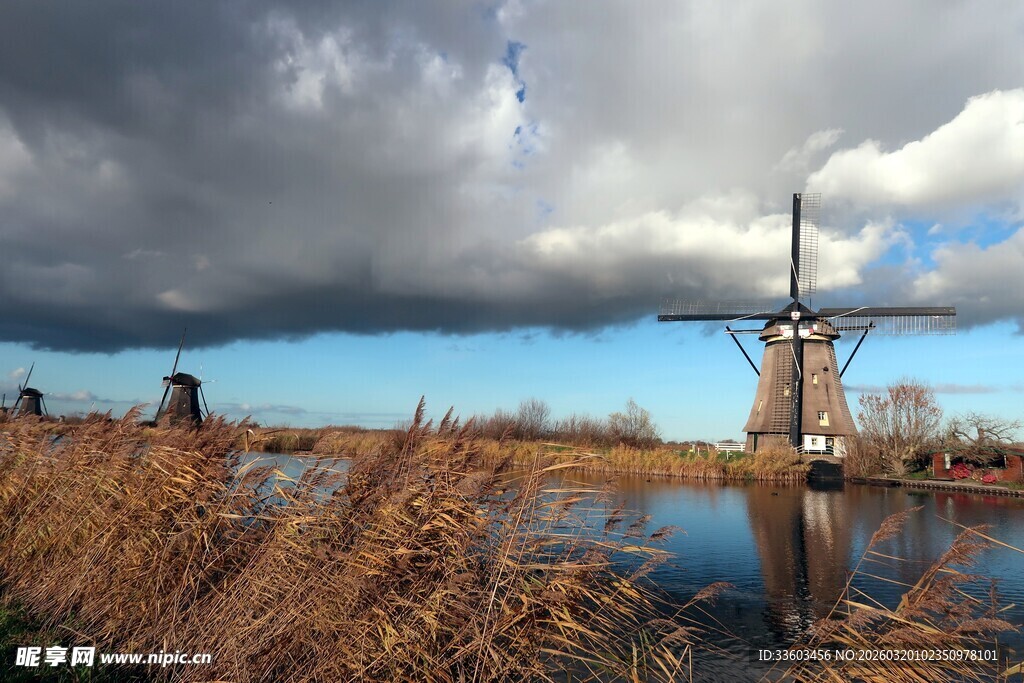 荷兰风车田园风光美景